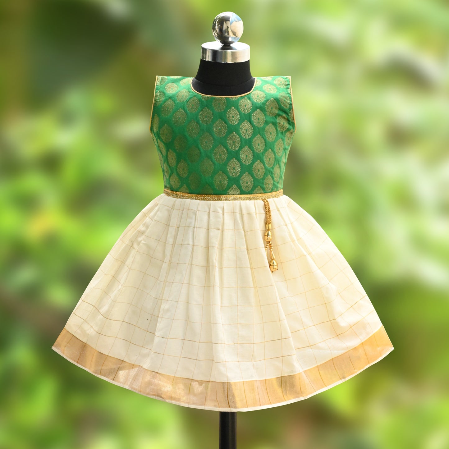 Baby Girls Traditional Onam Pattu Dress with Brocade Design fe3546grn