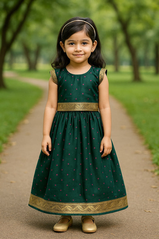 Girls Zari Woven Pattu Pavadai Choli Skirt Set