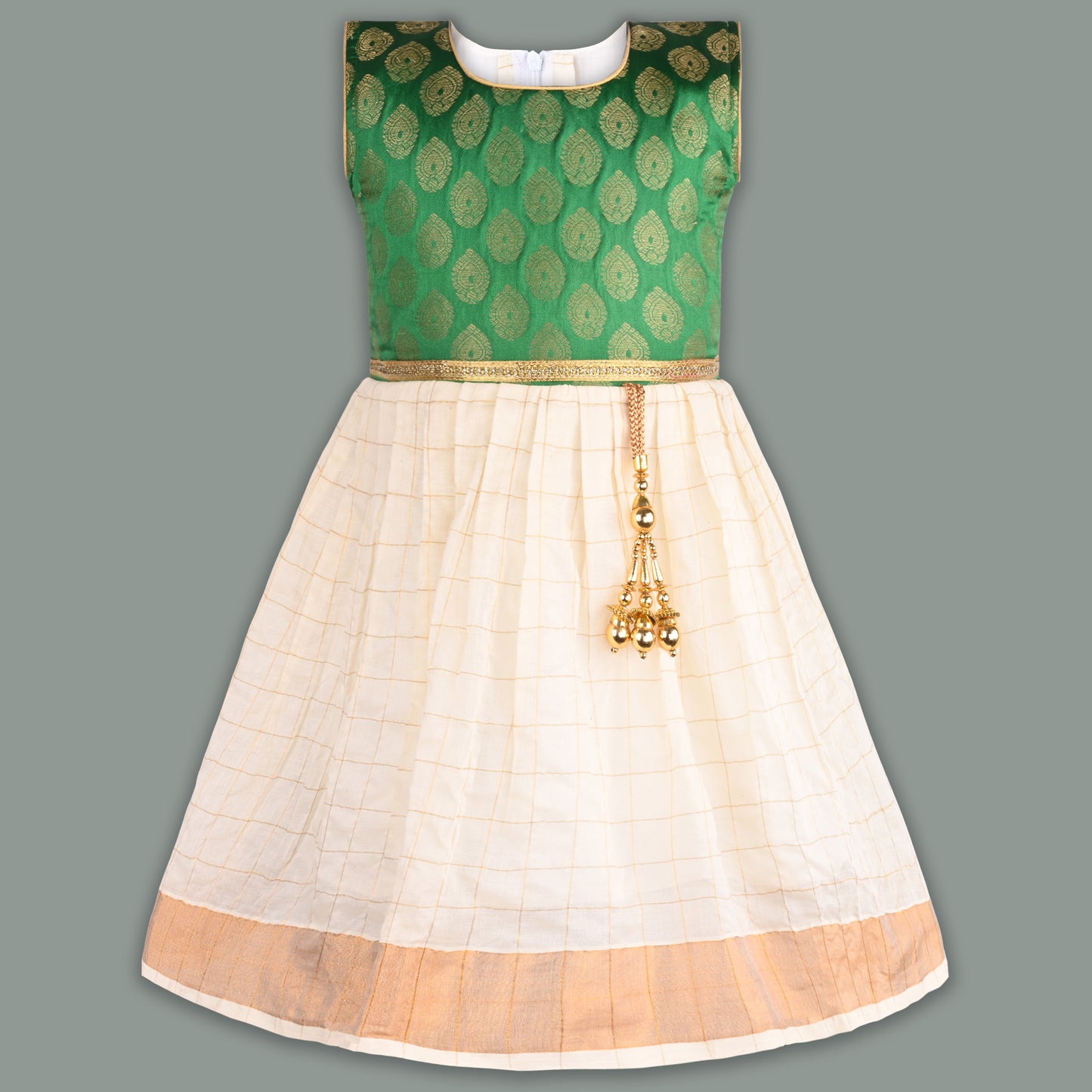 Baby Girls Traditional Onam Pattu Dress with Brocade Design fe3546grn